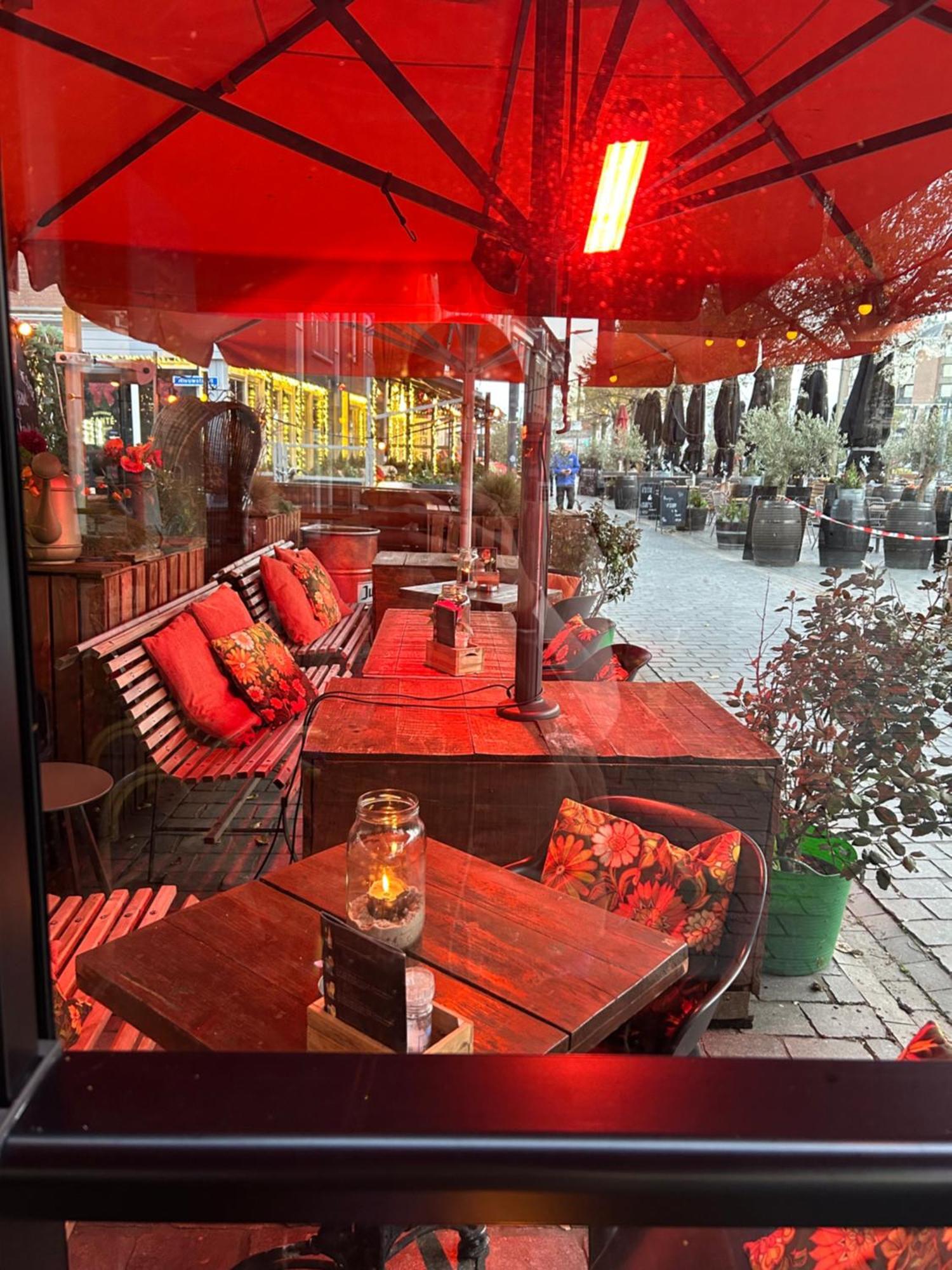 Slapen Bij Cafe De Concurrent Hotell Vlissingen Exteriör bild